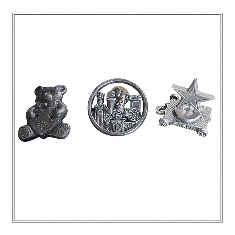 2 Pewter collectibles Hallmark pins, 1 pewter Collectible Dallas Cowboy Star